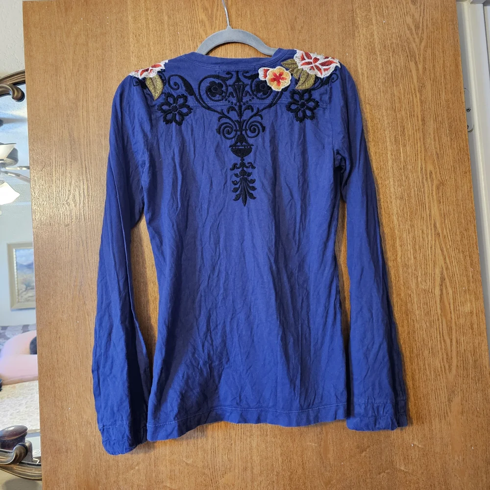 Johnny Was Blue Floral Embroidered Long Sleeve Top - Picture 4 of 6